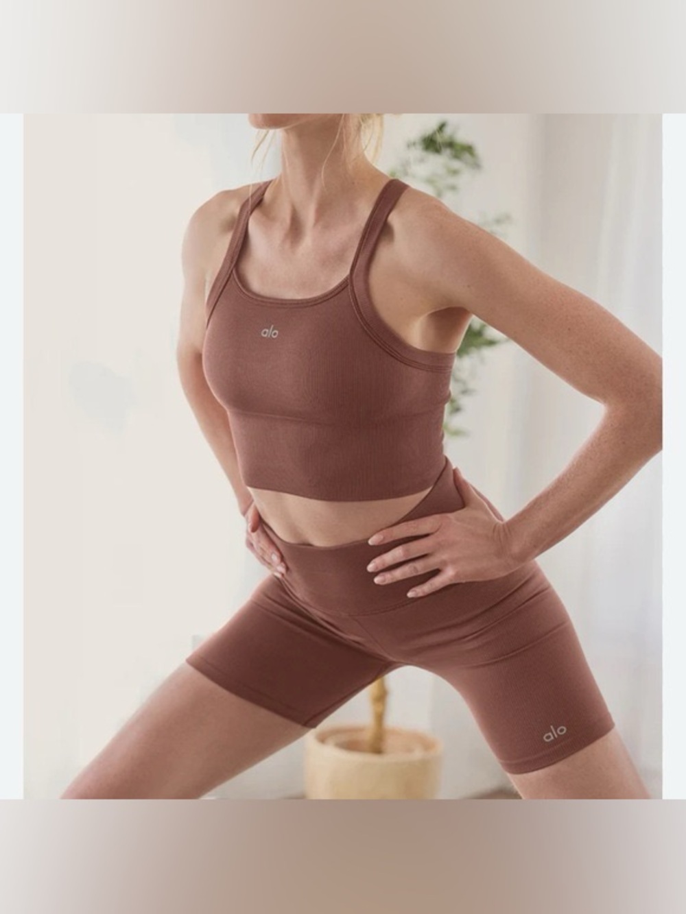 SET ALO Yoga Seamless Rib Chestnut- size XS